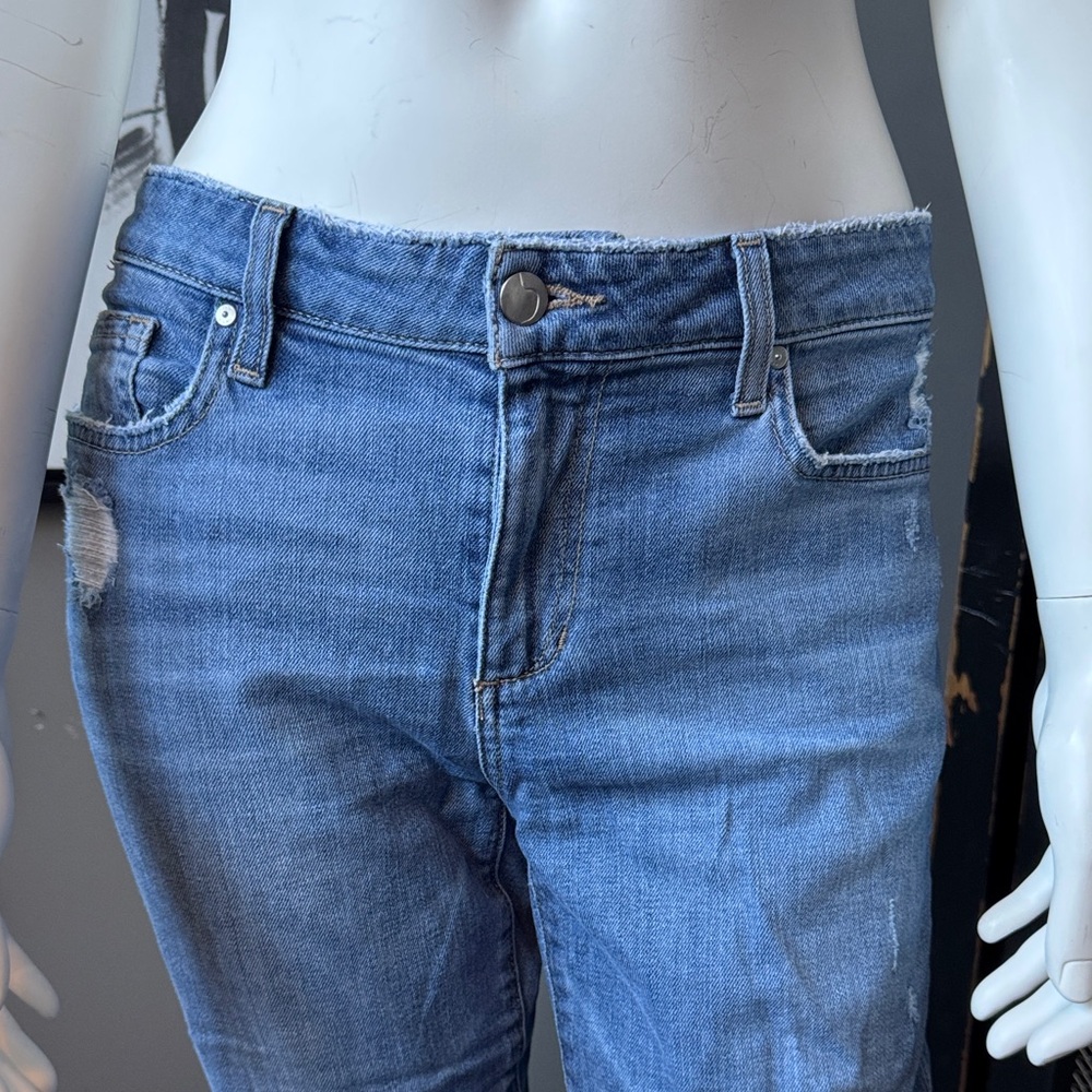 Joe's Jeans Light Blue Boyfriend distressed Jeans